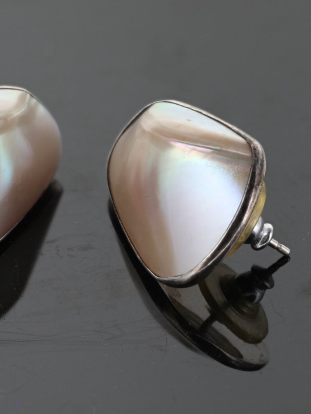 Amy Kahn Russell large Mother of Pearl and Sterling Modernist pierced earrings